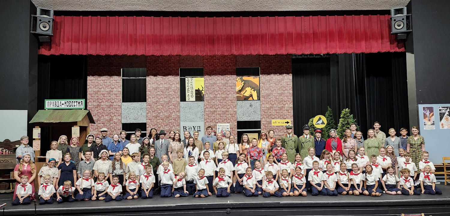 2024 Cast of The Cross Behind the Curtain